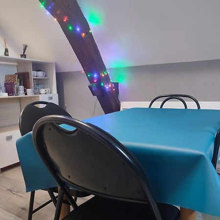 Grand Appartement Chaleureux Mirebeau-sur-Beze Exterior photo