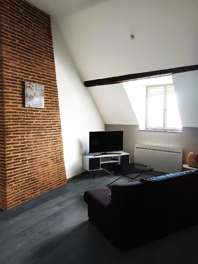 Grand Appartement Chaleureux Mirebeau-sur-Beze Exterior photo